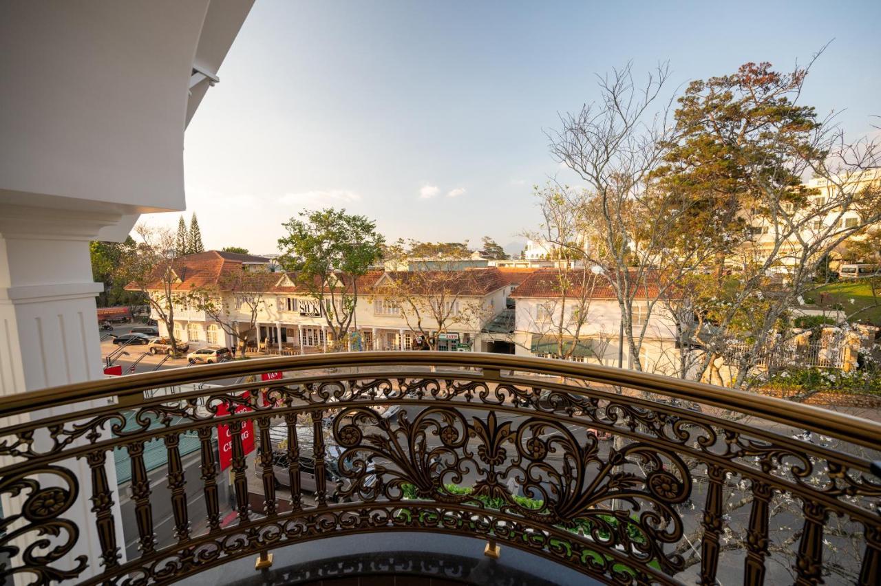 La Fleur Premium Central Apartment Hotel Dalat Exteriör bild